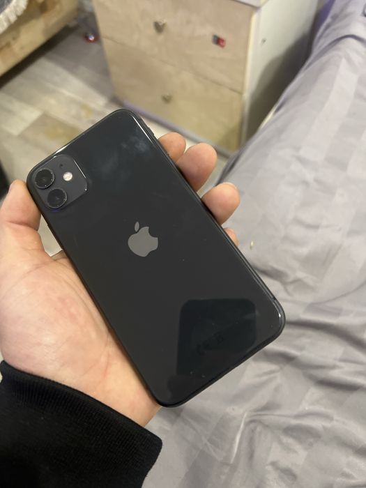 Продам Iphone 11 в отличном состоянии