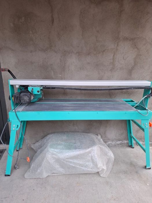 Электический плиткорез