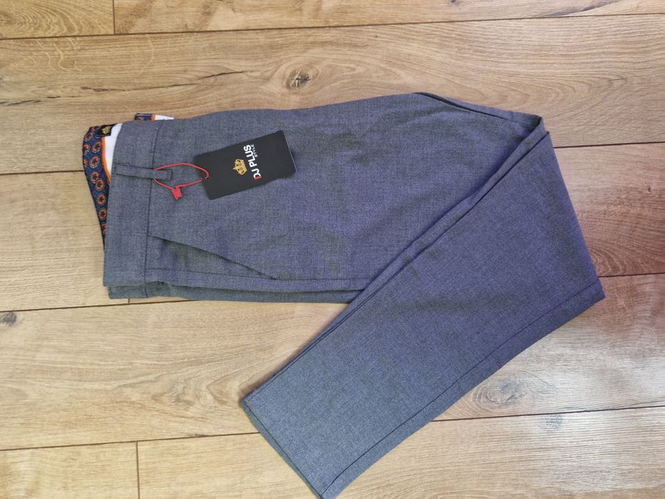 Pantaloni elegant barbati