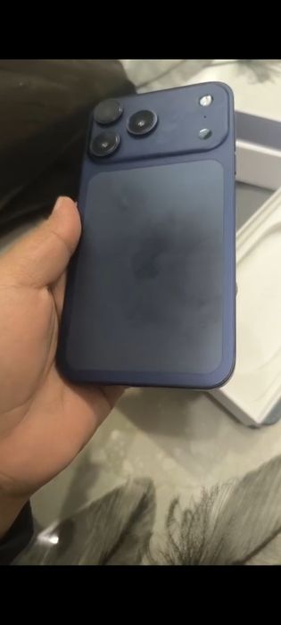 Продаётся IPhone 17 pro