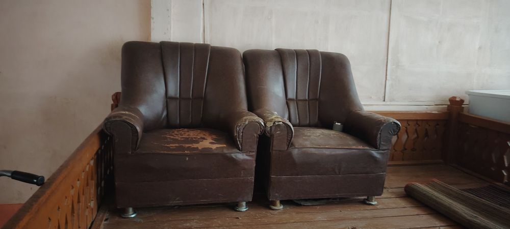 Диван кресло сотилади