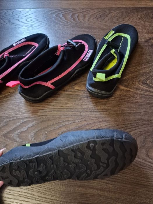 Обувь для плавания