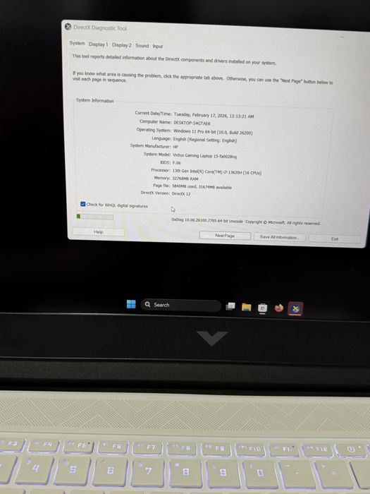 Laptop RTX 5060 NOU GARANTIE 10 LUNI i7-13620H Baterie 75 Cicluri