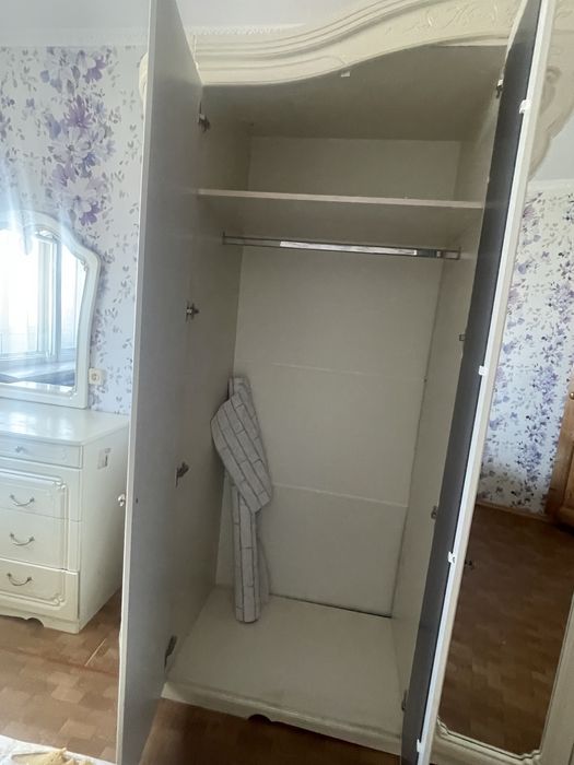 Продам шкаф.