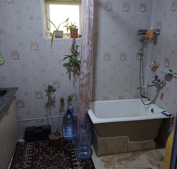 Продаётся Дача   
Адрес Майский СВТ ЗВЁЗДОЧКА 
6 сотка 3 комната с/у Б