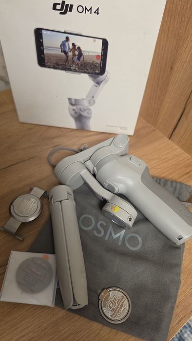 DJI Osmo Mobile 4 (OM 4) стабилизатор
