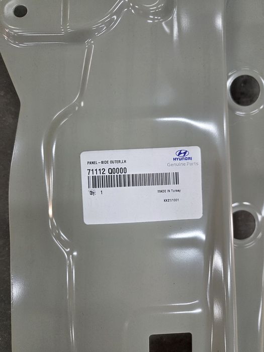 Stalp stanga fata hyundai i20 2021-2025