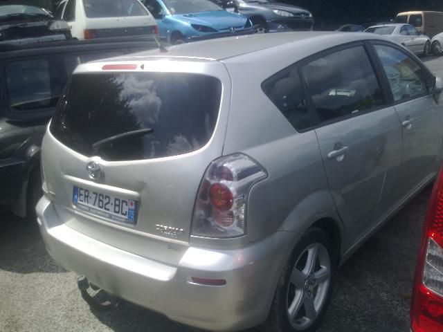 Toyota Corolla Verso 2.0/2.2 D4D 2007г. на части