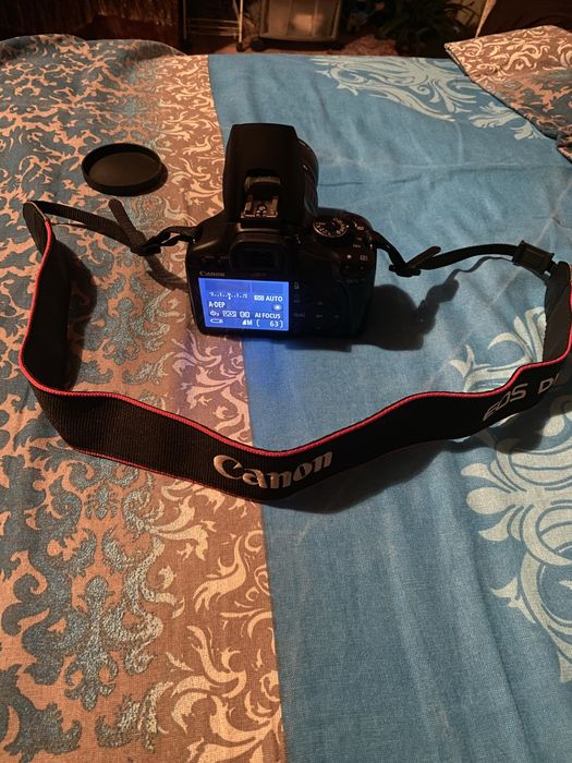 Фотоапарат Canon EOS 450D