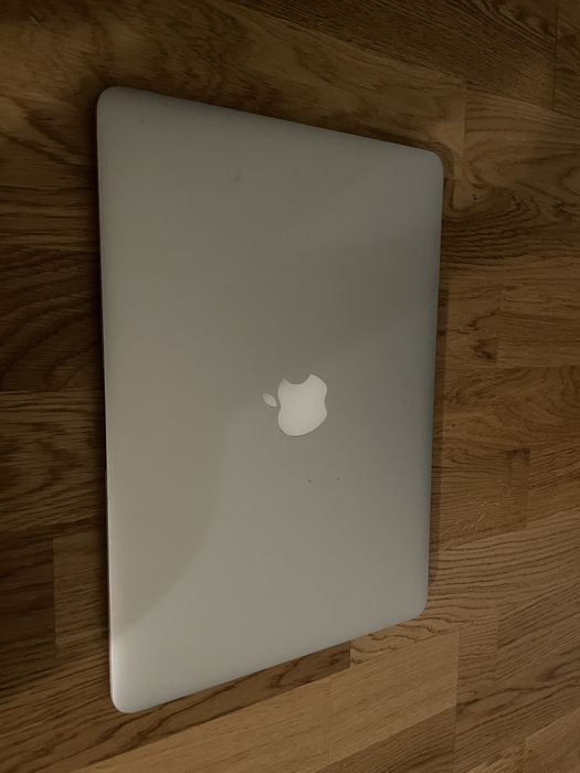 Macbook Air 15 инча