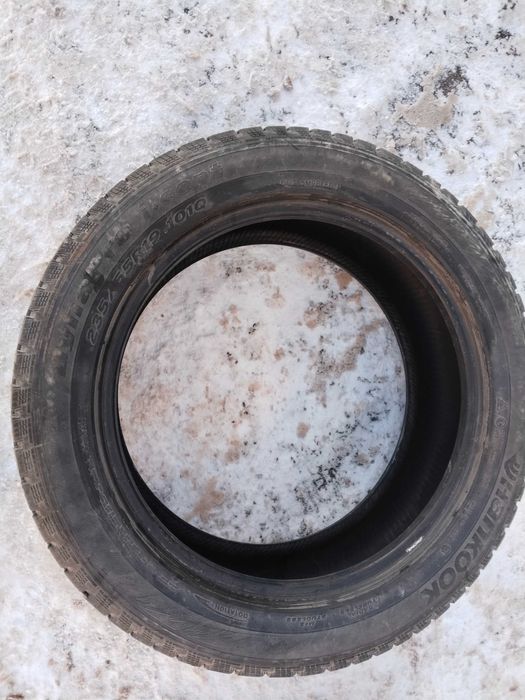 Продам шины 235/55 R 19