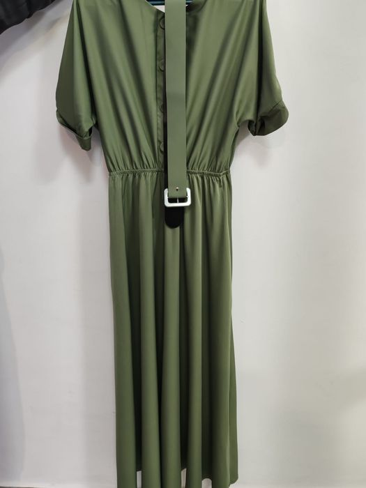 Продам платье праздничное