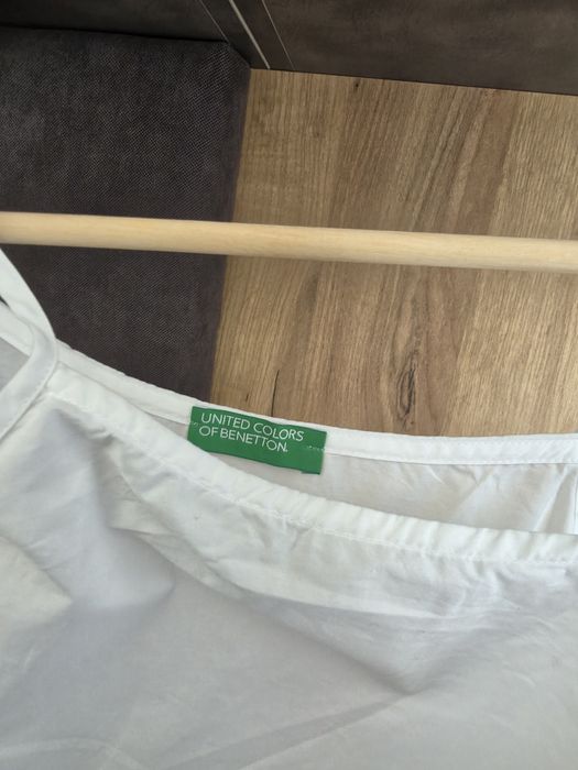 Бяла Рокля  Benetton