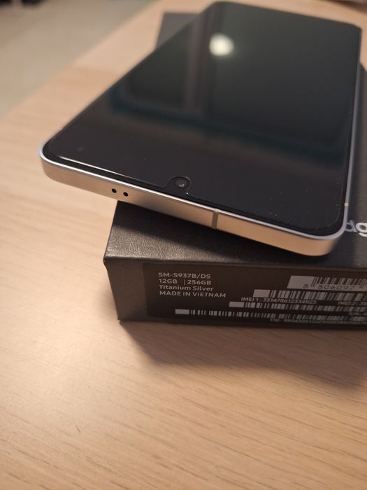 Samsung s25 Edge с гаранция Бартер