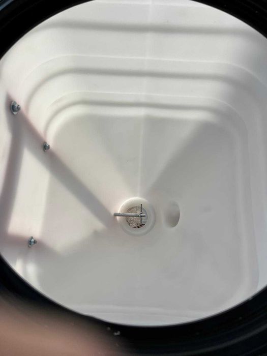 Разпределител на сол, семена, торове - 110 L + Видео