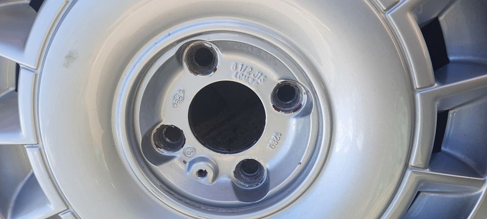 Speedline Maracanna 15 цола 4х100 , 6.5j , et36 , 175/50/15