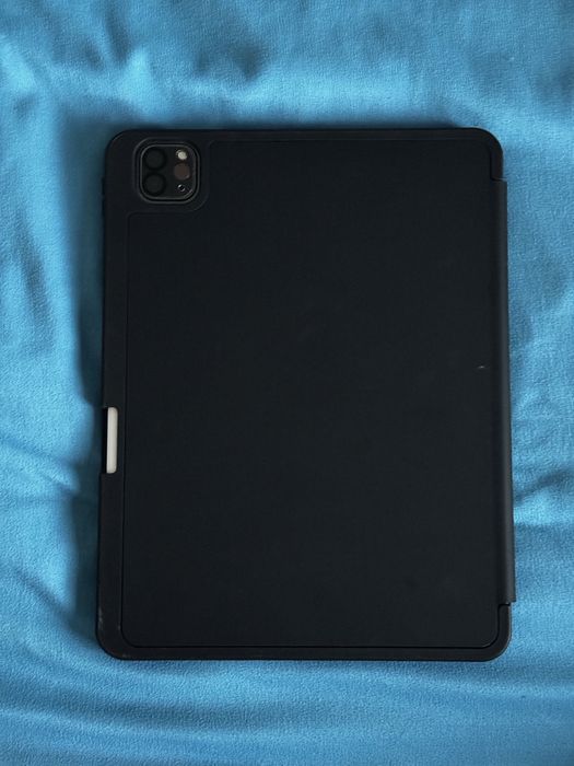 iPad Pro 11" (3rd Gen) 256GB – ca nou + Pencil + husă + folie