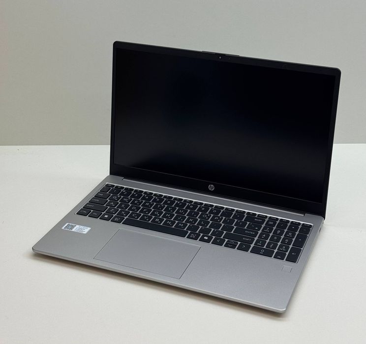 Мощный Ноутбук последнего поколения HP Laptop 255 G8 AMD Ryzen 5 7520