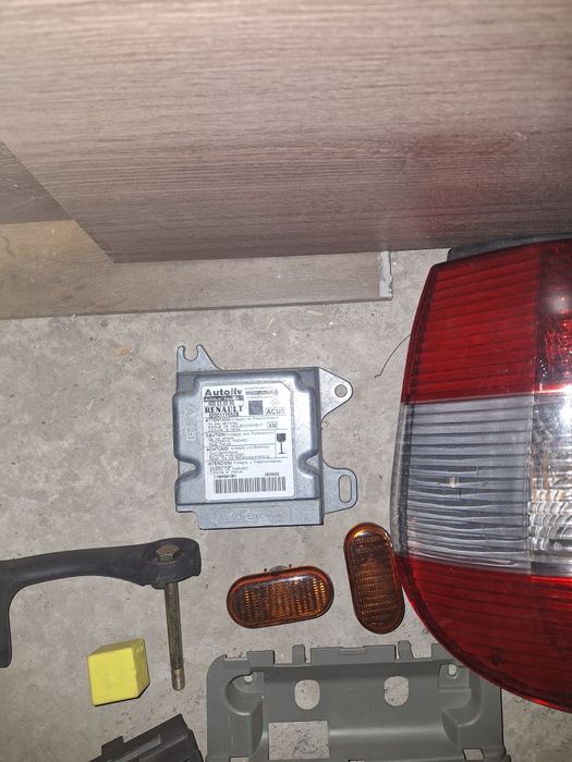 Части за рено меган сценик
