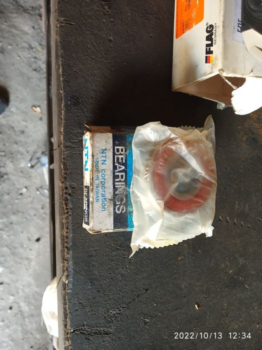 Продам щетки на генератор