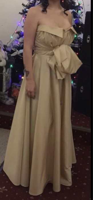 Rochie de seara bej/auriu deosebita