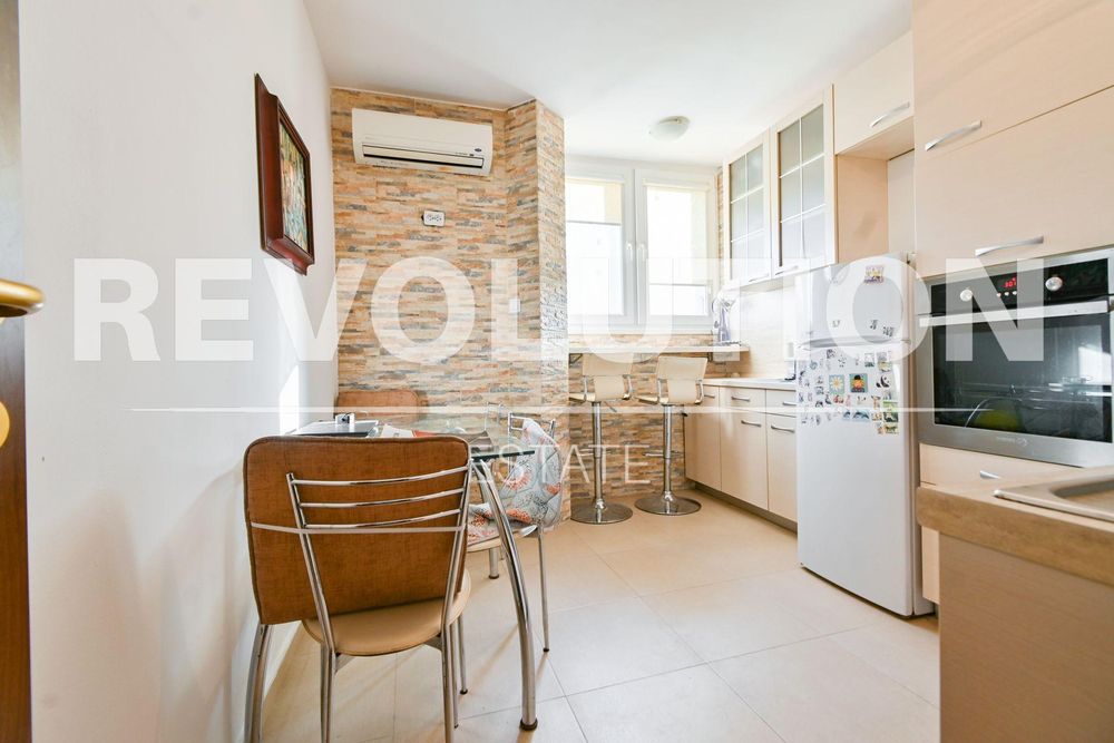 Дава се под наем Двустаен апартамент в София, Бъкстон - 61 кв.м за 511 € - Снимка #5