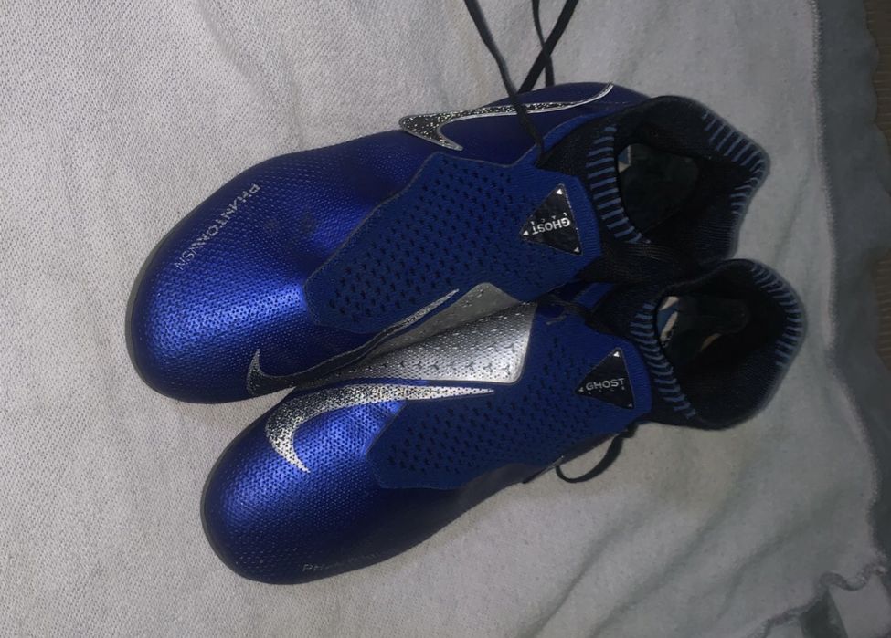 Футбольные бутсы