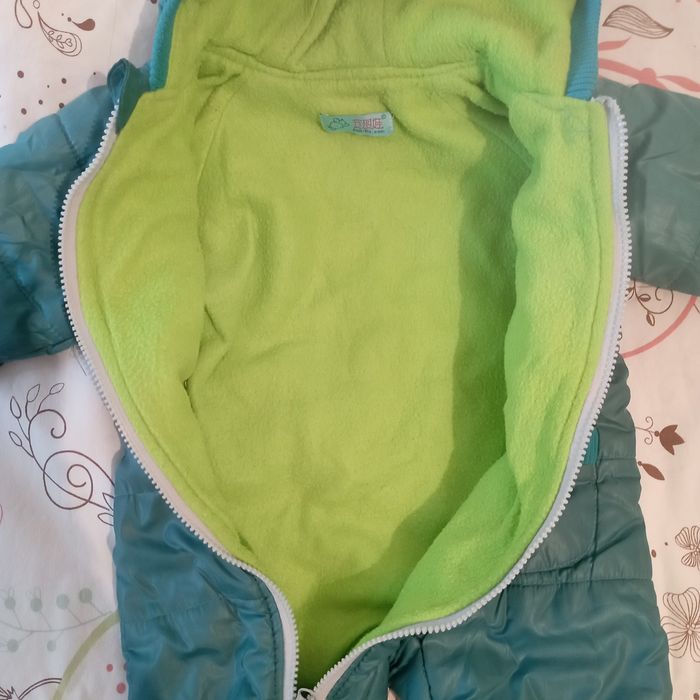 Продам детский комбинезон