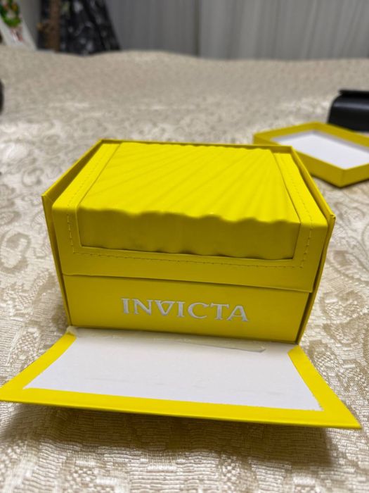 Ceas dama Invicta