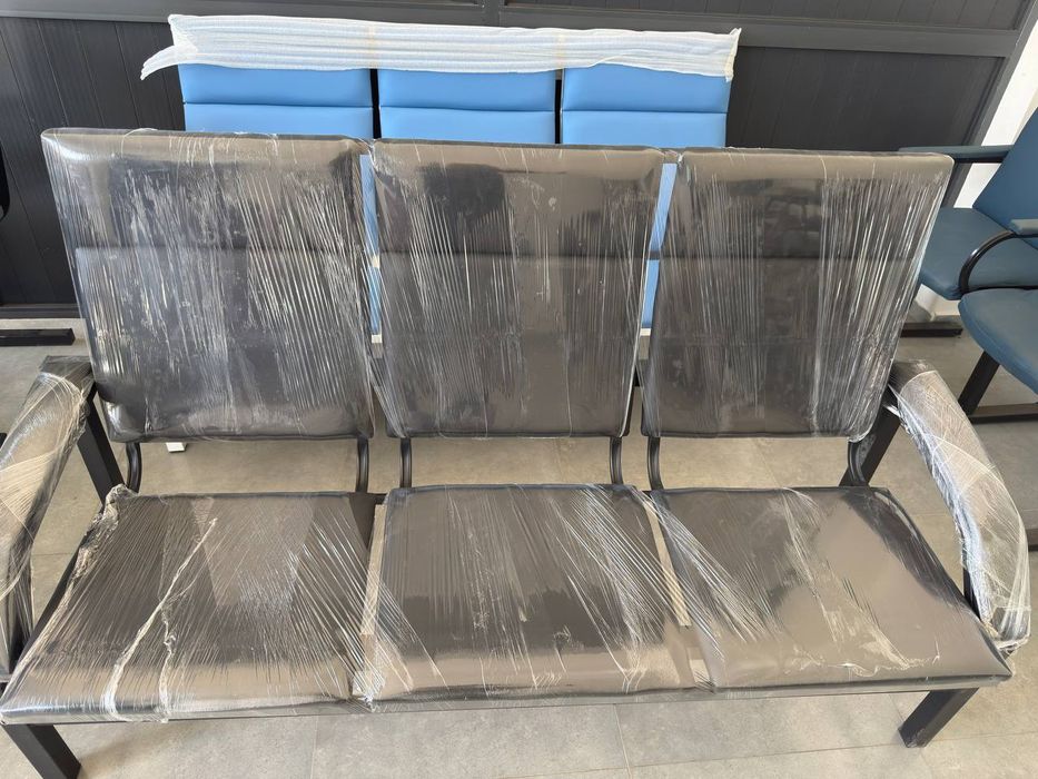 Кресло театральная трёхместный для активного зала