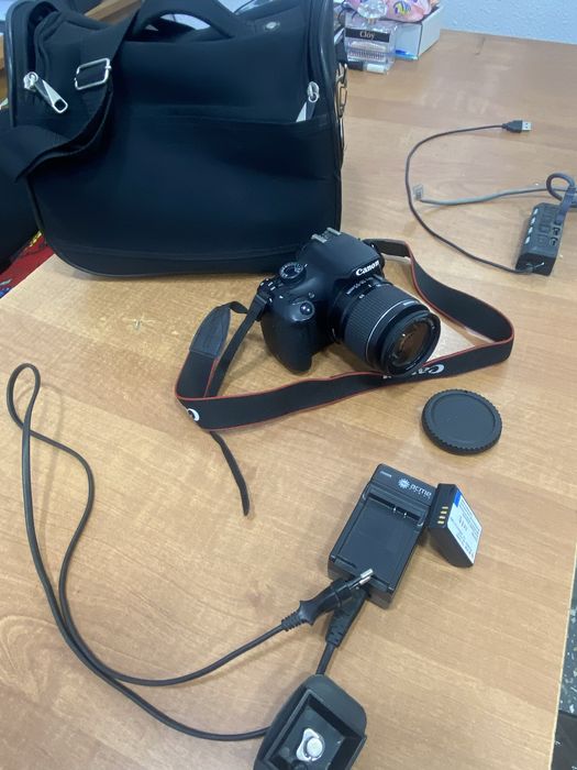 Fotoaparat Canon sotiladi