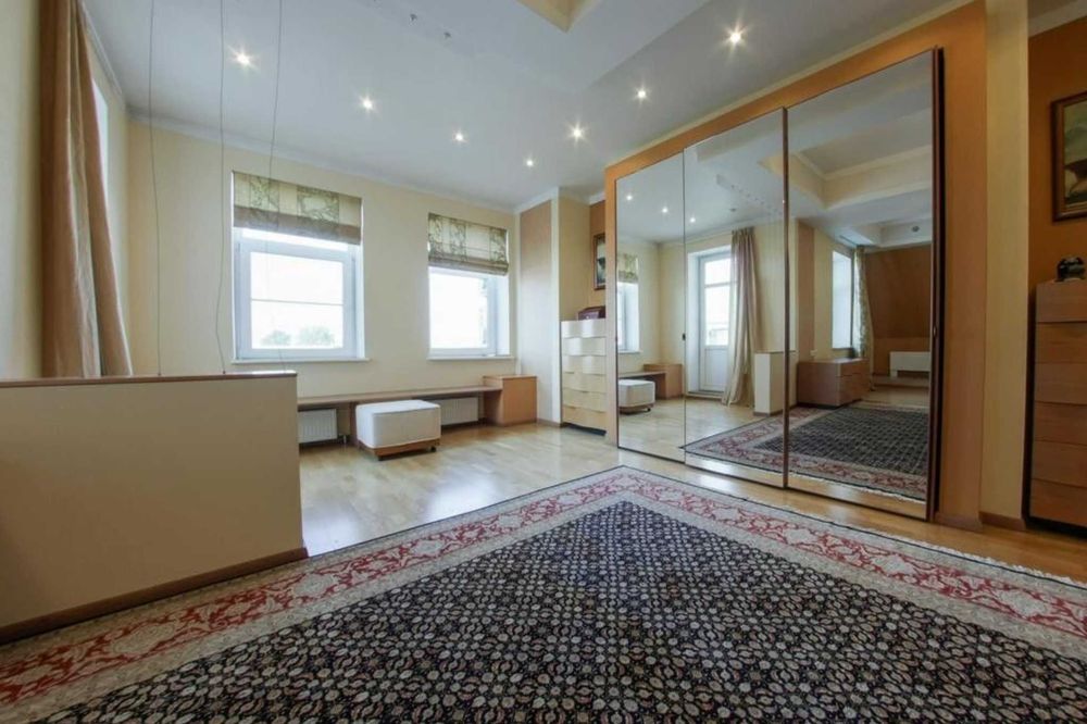 Дава се под наем Тристаен апартамент в София, Лозенец - 120 кв.м за 448.8 € - Снимка #5