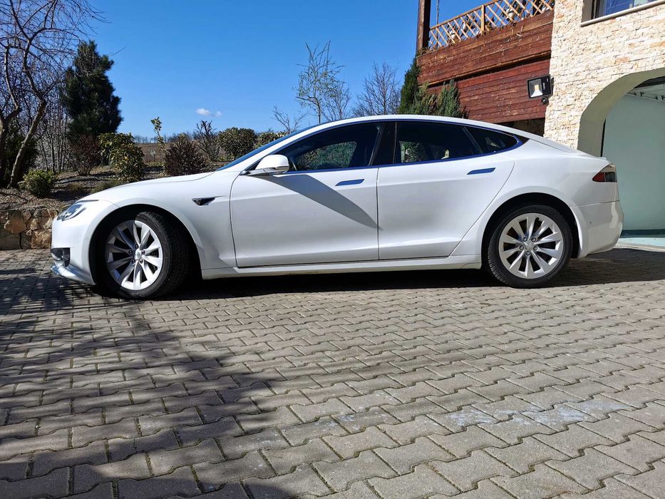 Tesla Model S 100D- Incarcare gratis-In Garantie-range 550km-carlig