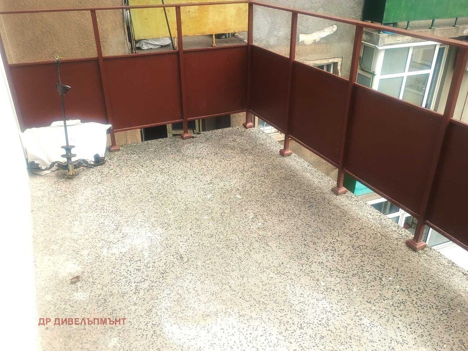 Дава се под наем Четиристаен апартамент в София, Център - 150 кв.м за 1019.49 € - Снимка #14