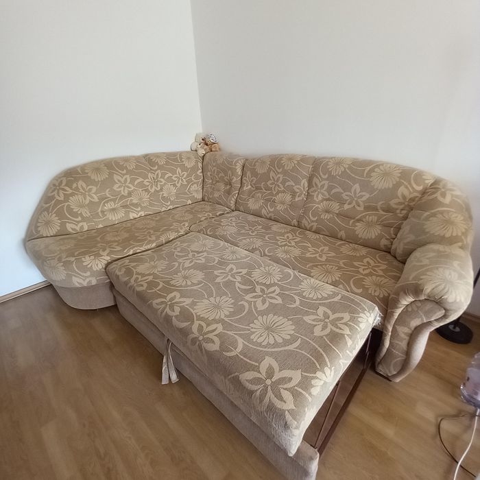 Canapea extensibila 3 locuri