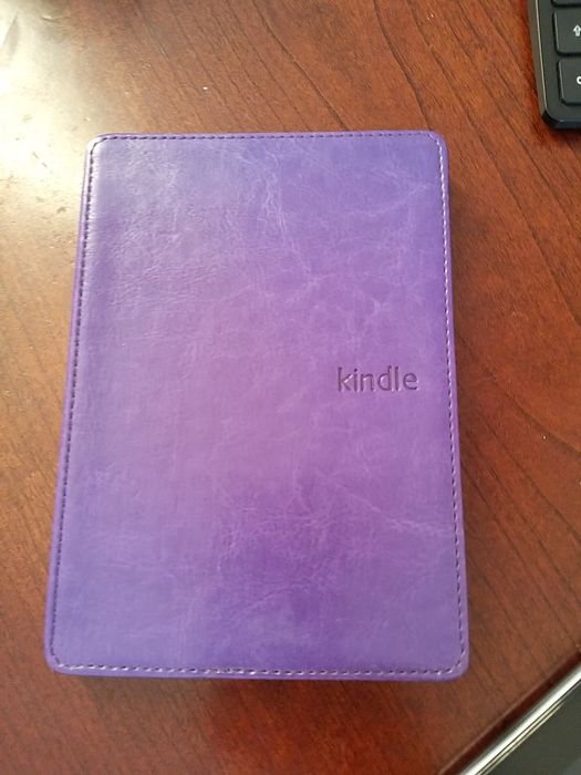Amazon Kindle Keyboard (3rd Generation) + фирменный чехол