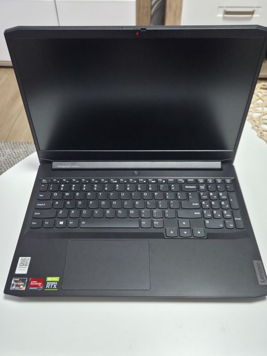 Продавм лаптоп Lenovo IdIaPad Gaming 3 + 2 подаръка