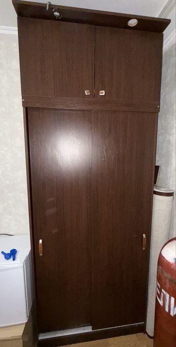 Продается 2 шкафа