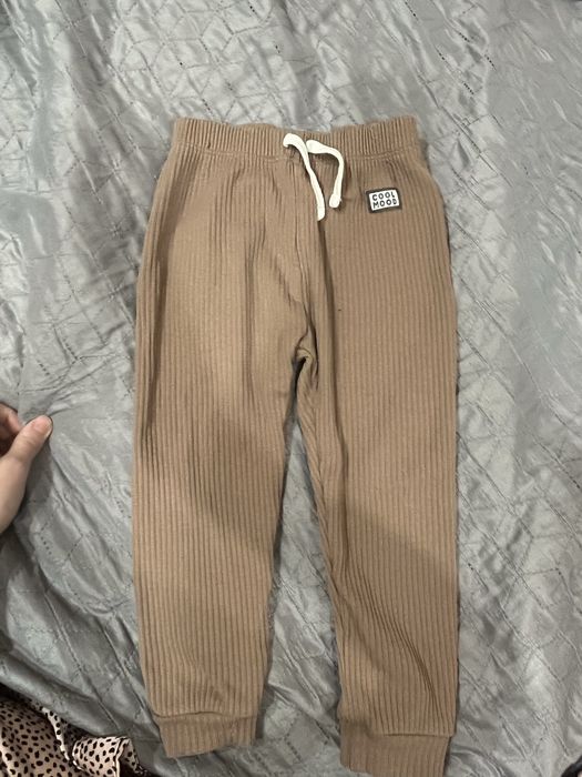 Пакет одежды на девочку 2-4 года