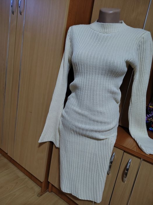 Rochie noua tricotata pt dama mărimea M-L