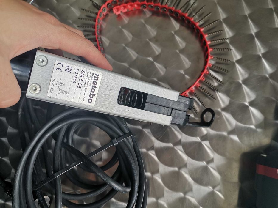 Masina de insurubat Metabo SE6000 + Metabo SM5-55 magazie de suruburi