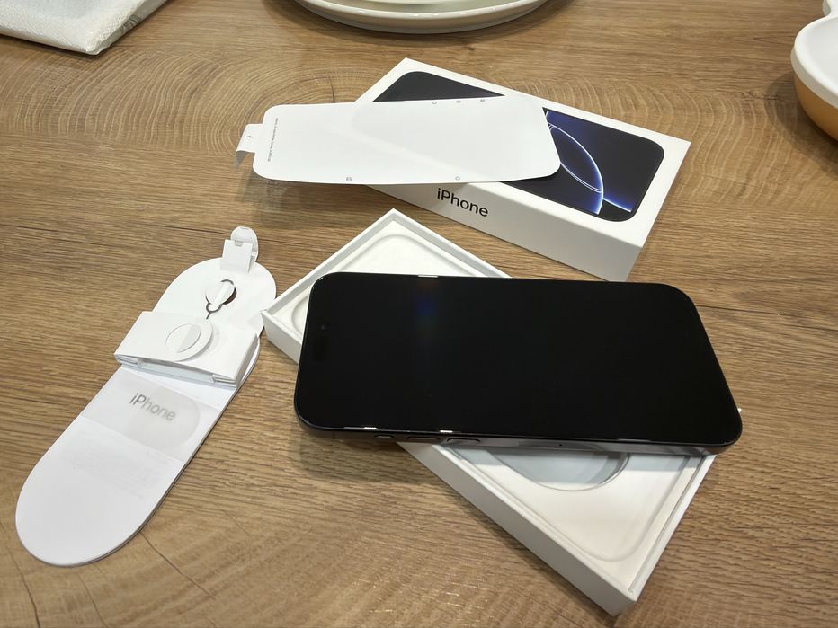 Iphone 16pro max 256gb 90% battery