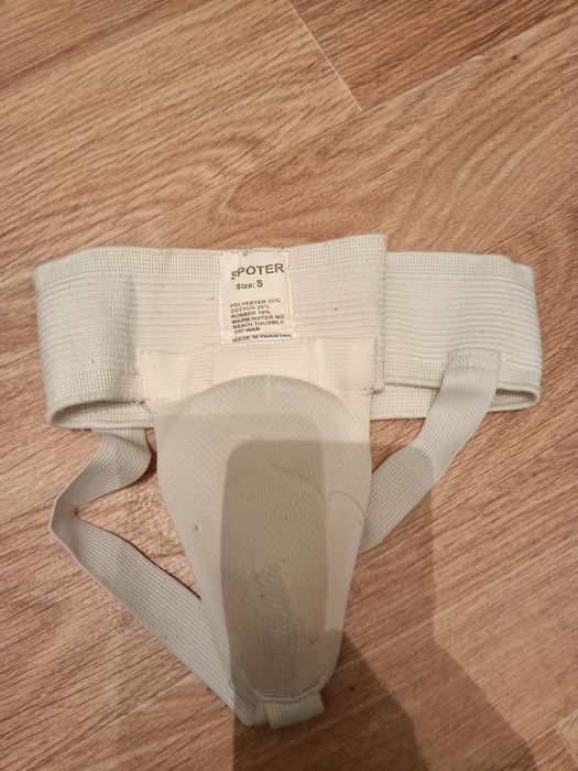 Продается бандаж, щитки, шингерт, шлем