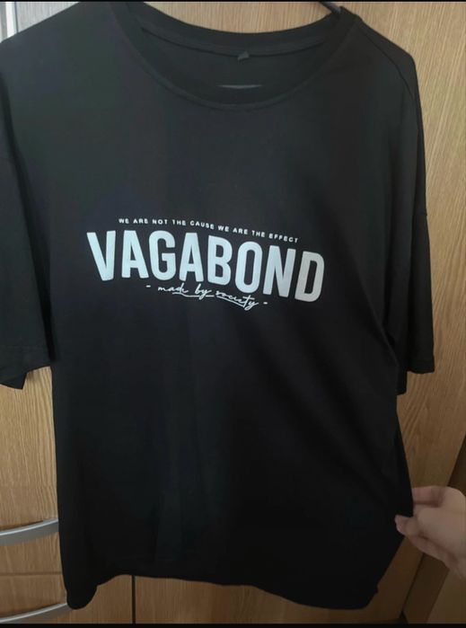 Tricou vagabond