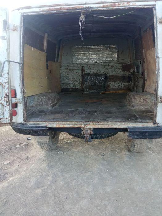 УАЗ буханка сотилади. Йили 1996, метан гази бор, Содиқ ака .