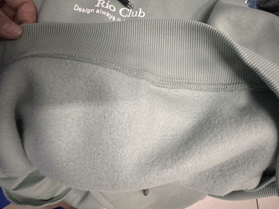 Продаю костюмы Турция