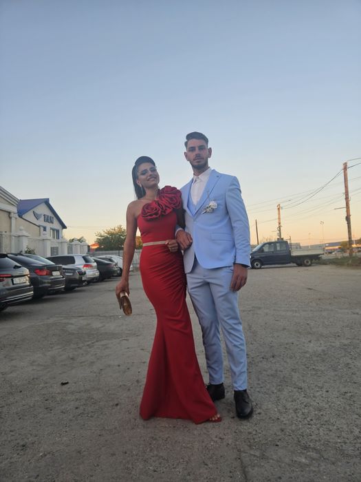 Rochie rosie superba