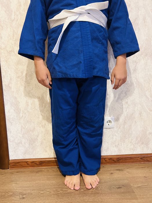 Продам кимоно на подростка.