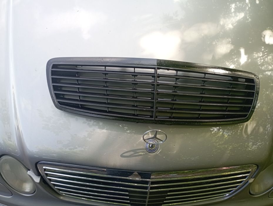 Решетка за Мерцедес w211