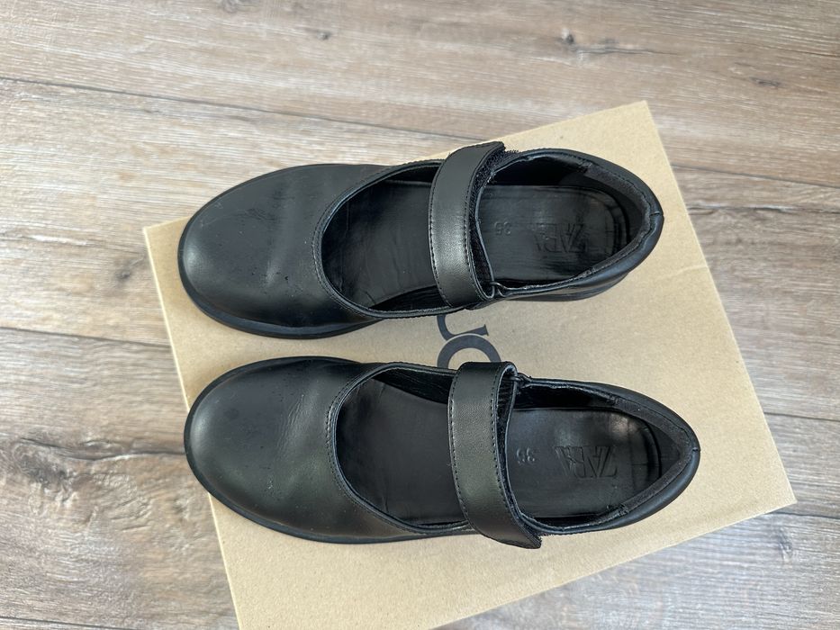 Pantofi fetite Zara marimea 35, piele naturala, ca noi